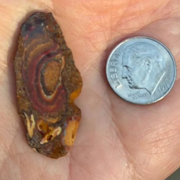 19ct Pretty Australian Boulder Opal Rough Specimen T - Picture 5 of 5